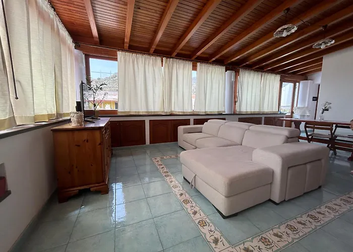 Casa Luna * ليباري